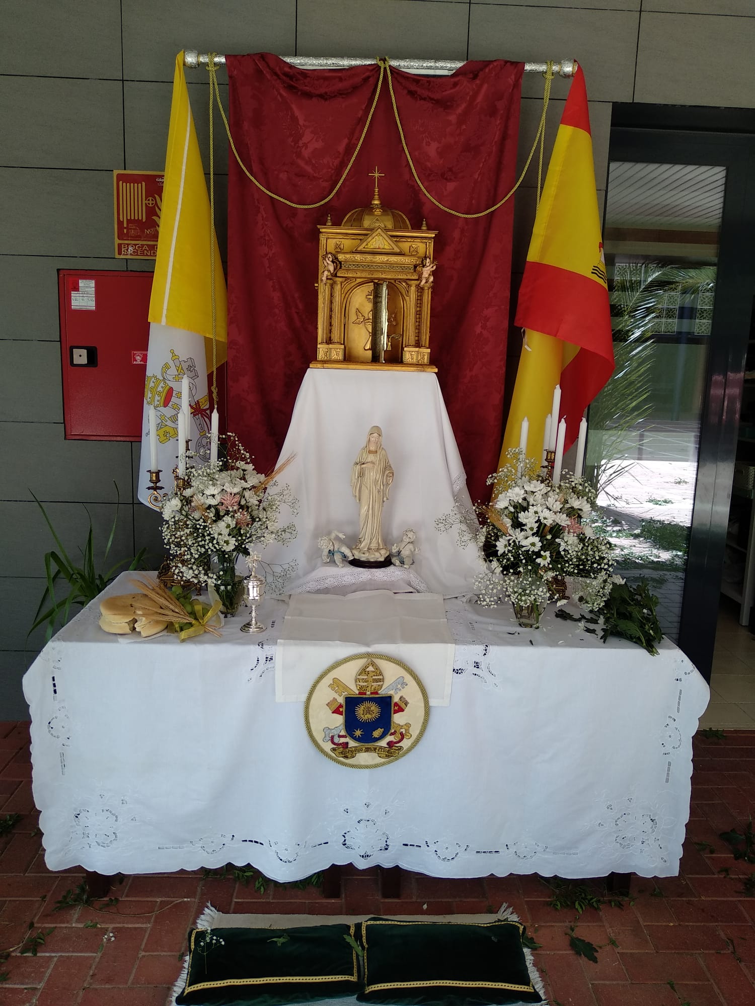 Celebración de la solemnidad del Corpus Christi en la Parroquia San ...