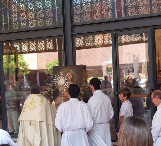 Corpus Christi, Sevilla, Parroquia San Juan Pablo II (24)