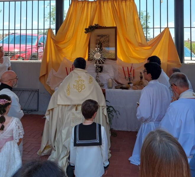 Corpus Christi, Sevilla, Parroquia San Juan Pablo II (33)