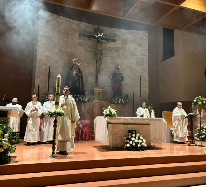 Vigilia Pascual Parroquia San Juan Pablo II, 2024 (2)