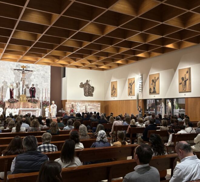 La Parroquia celebra la fiesta de San Juan Pablo II con la bendición y entronización d (16)