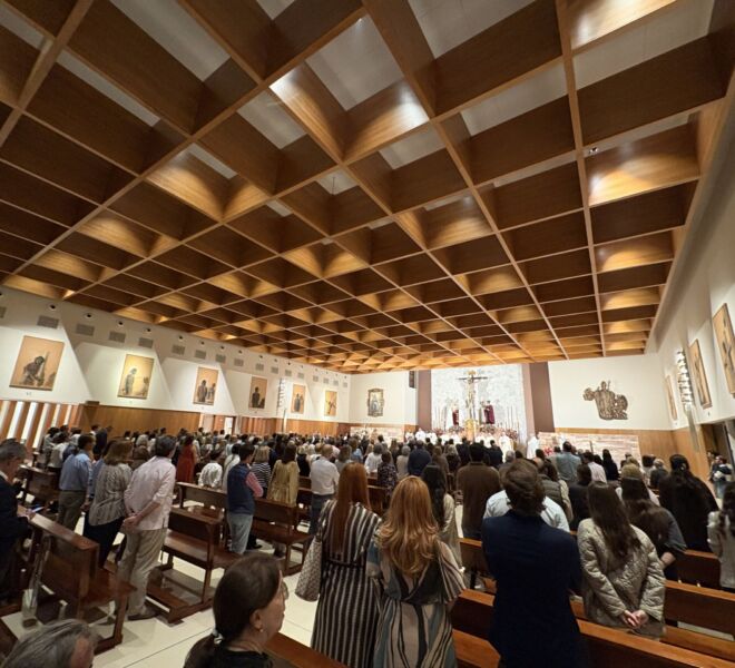 La Parroquia celebra la fiesta de San Juan Pablo II con la bendición y entronización d (18)