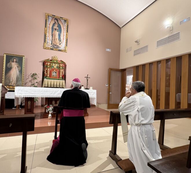 La Parroquia celebra la fiesta de San Juan Pablo II con la bendición y entronización d (19)
