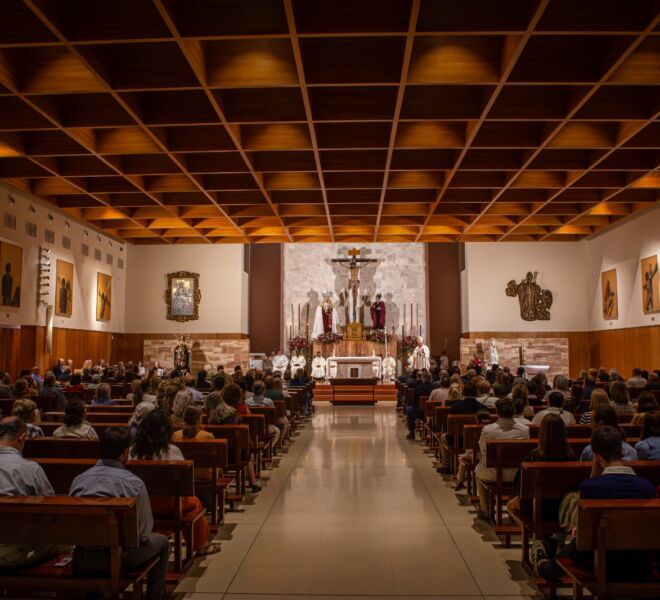 La Parroquia celebra la fiesta de San Juan Pablo II con la bendición y entronización d (6)