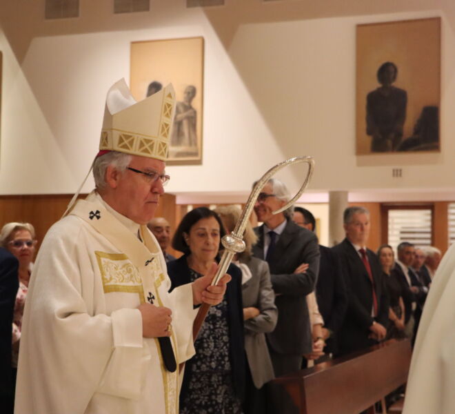 La Parroquia celebra la fiesta de San Juan Pablo II con la bendición y entronización de (13)