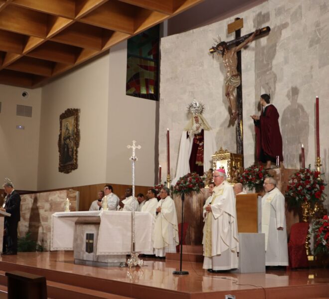 La Parroquia celebra la fiesta de San Juan Pablo II con la bendición y entronización de (28)