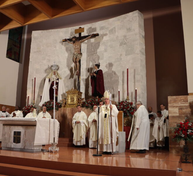 La Parroquia celebra la fiesta de San Juan Pablo II con la bendición y entronización de (35)