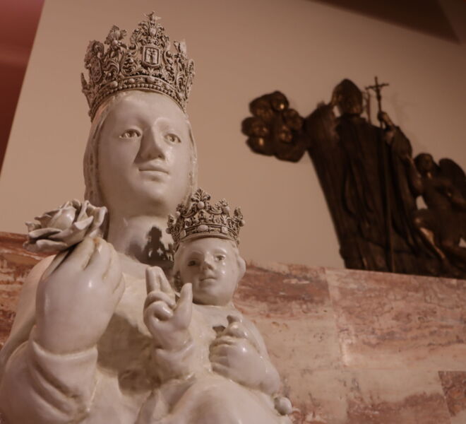 La Parroquia celebra la fiesta de San Juan Pablo II con la bendición y entronización de (4)
