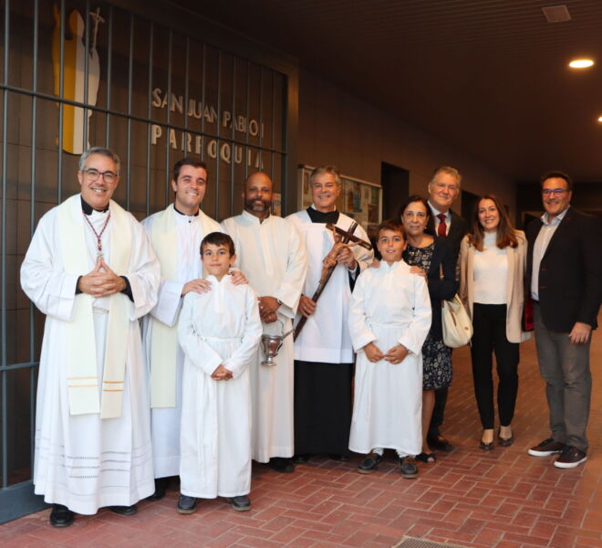 La Parroquia celebra la fiesta de San Juan Pablo II con la bendición y entronización de (5)
